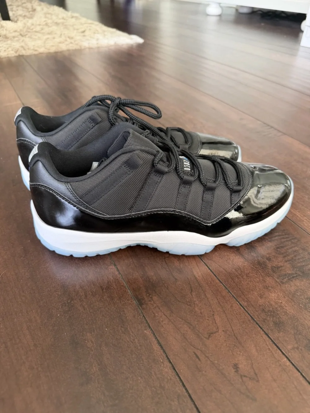 New Air Jordan 11 Retro Men’s Black Patent Low-Top Sneakers - Picture 1 of 4